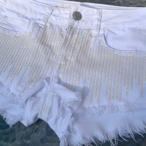 AEO Distressed White Cut-offs with Matte Sequins - Picture 2 of 10
